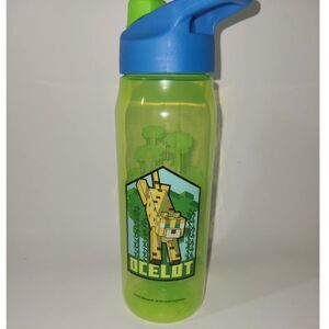 Zak! Minecraft 16oz green water bottle new Minecraft water bottle